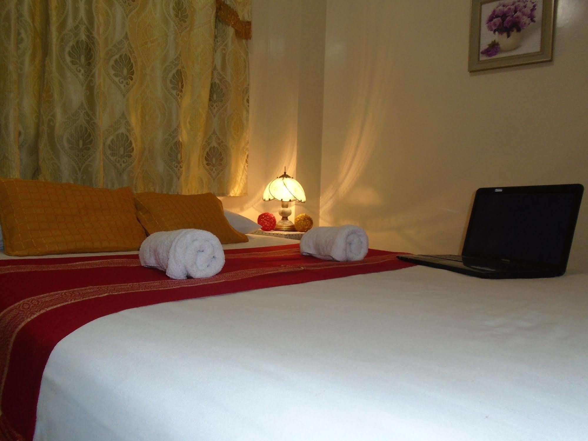 Simmonds Inn Guayaquil Esterno foto