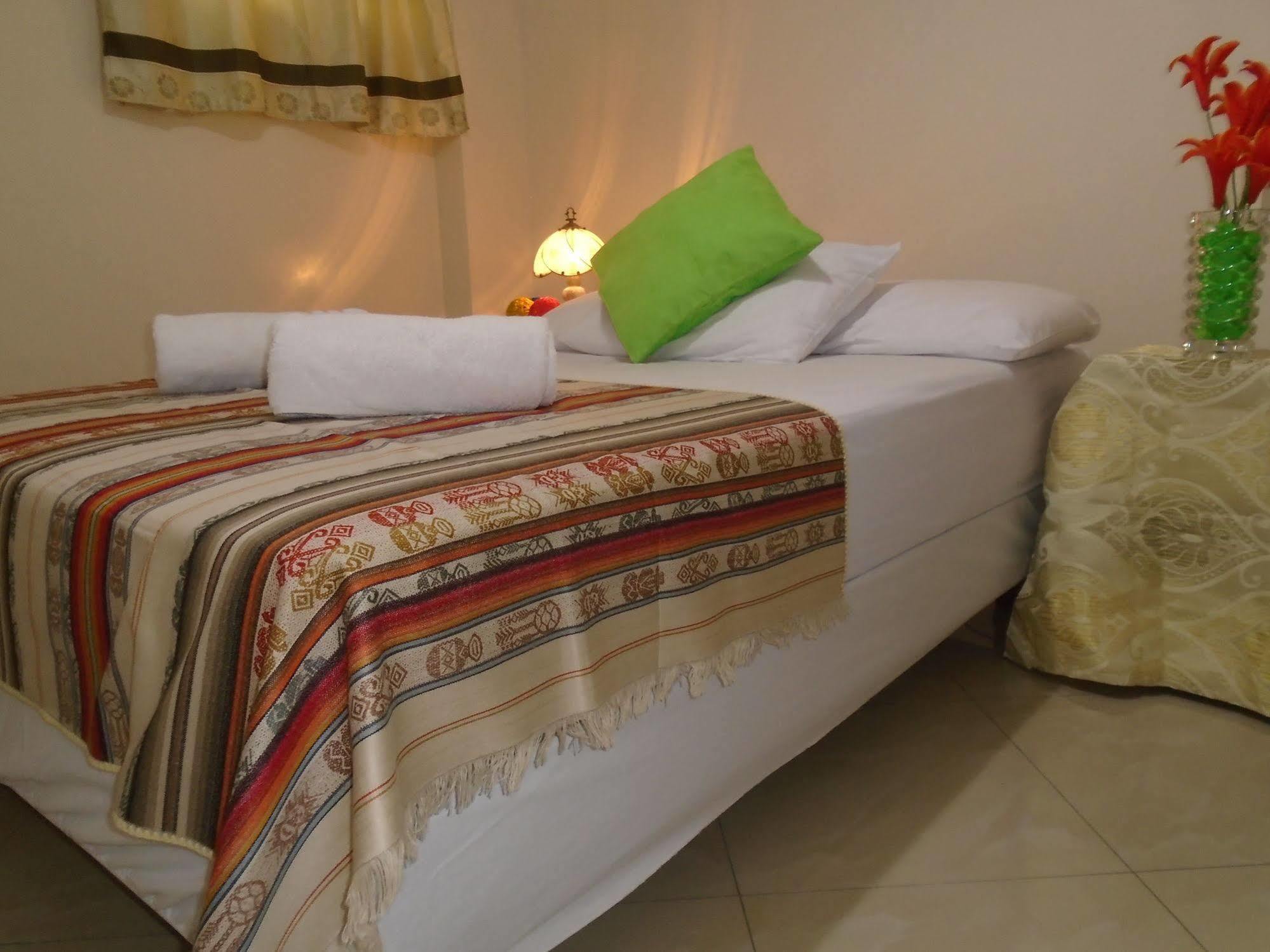 Simmonds Inn Guayaquil Esterno foto